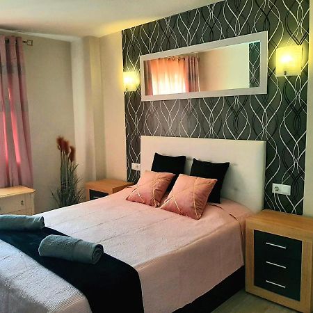 Centrally Located Apartment Close To The Ocean. Arona  Extérieur photo