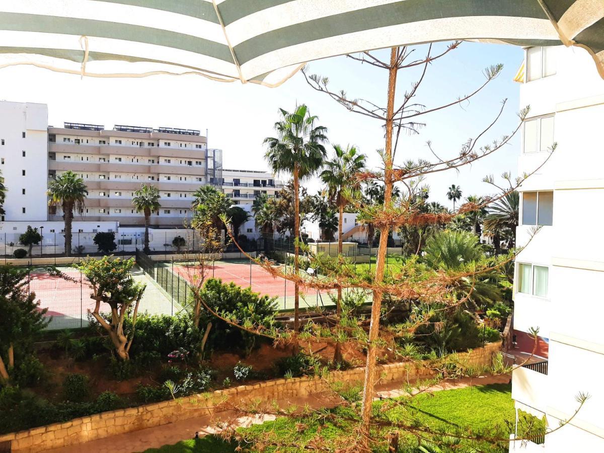 Centrally Located Apartment Close To The Ocean. Arona  Extérieur photo
